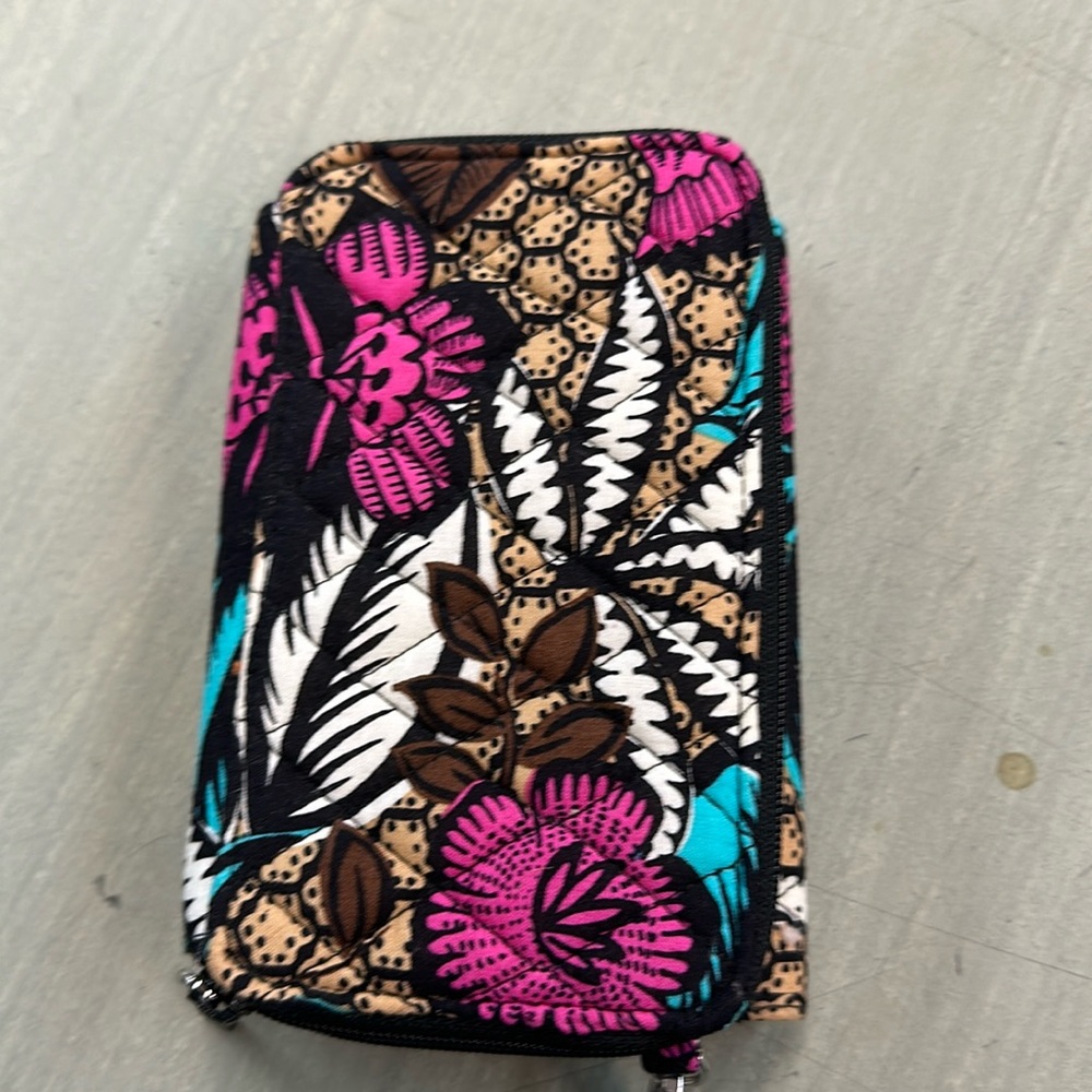 Vera Bradley wristlet/crossbody